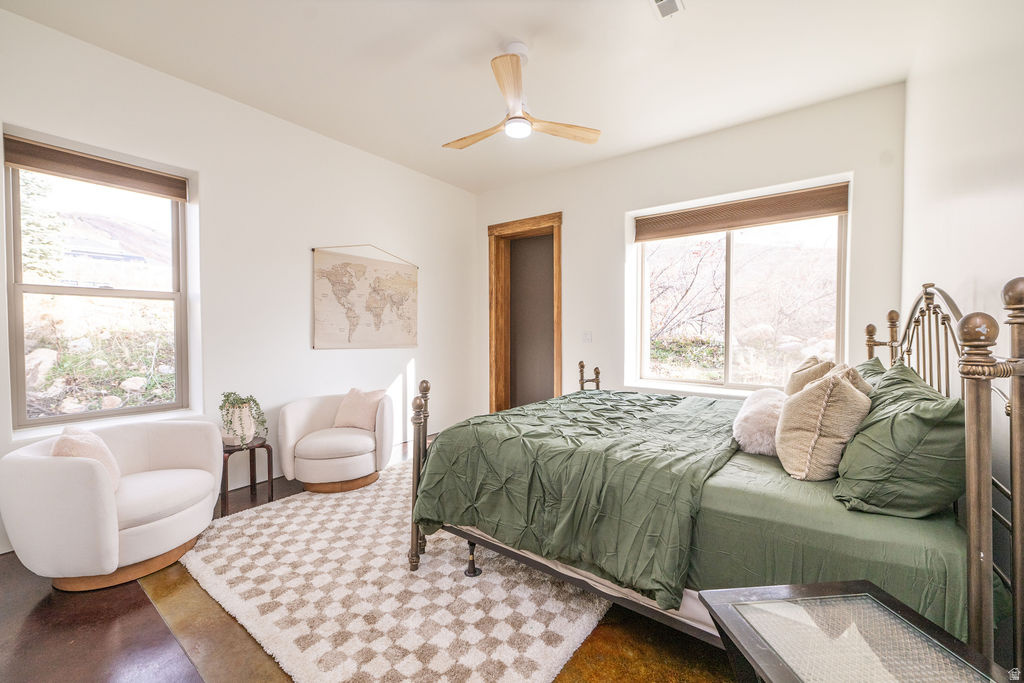 HIDDEN OAKS AT WOLF CREEK - Residential