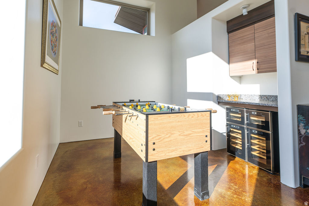 HIDDEN OAKS AT WOLF CREEK - Residential