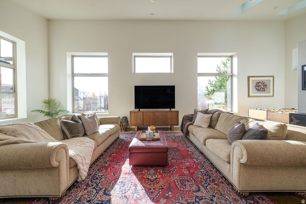 HIDDEN OAKS AT WOLF CREEK - Residential