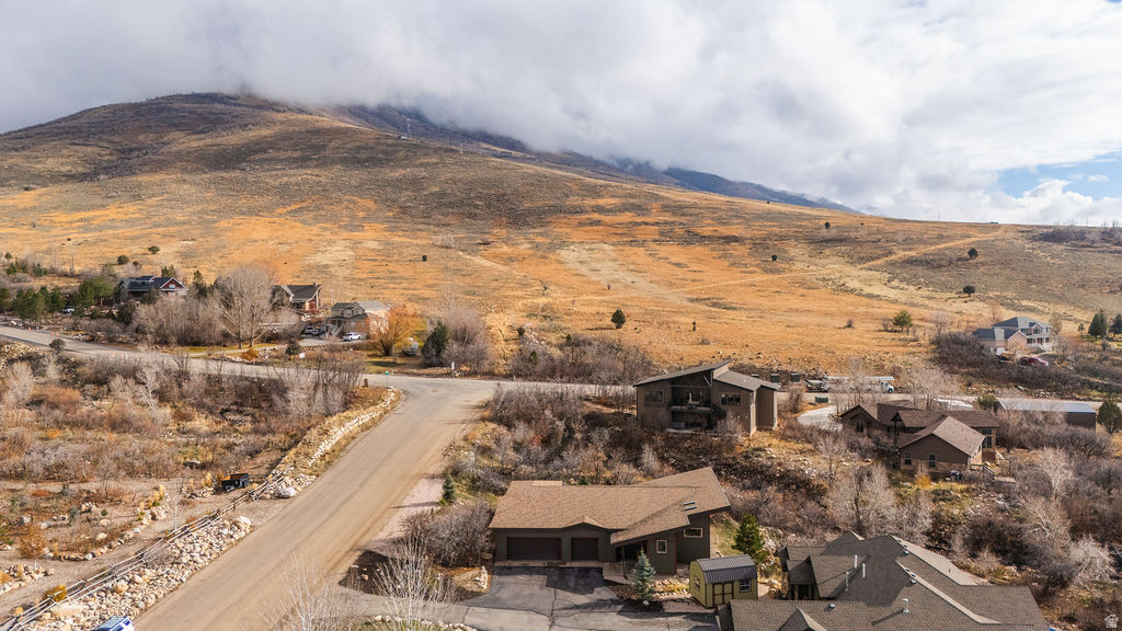HIDDEN OAKS AT WOLF CREEK - Residential