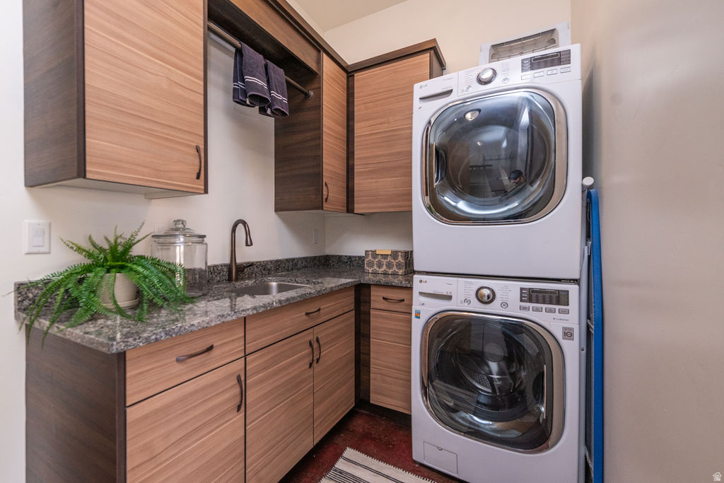 HIDDEN OAKS AT WOLF CREEK - Residential