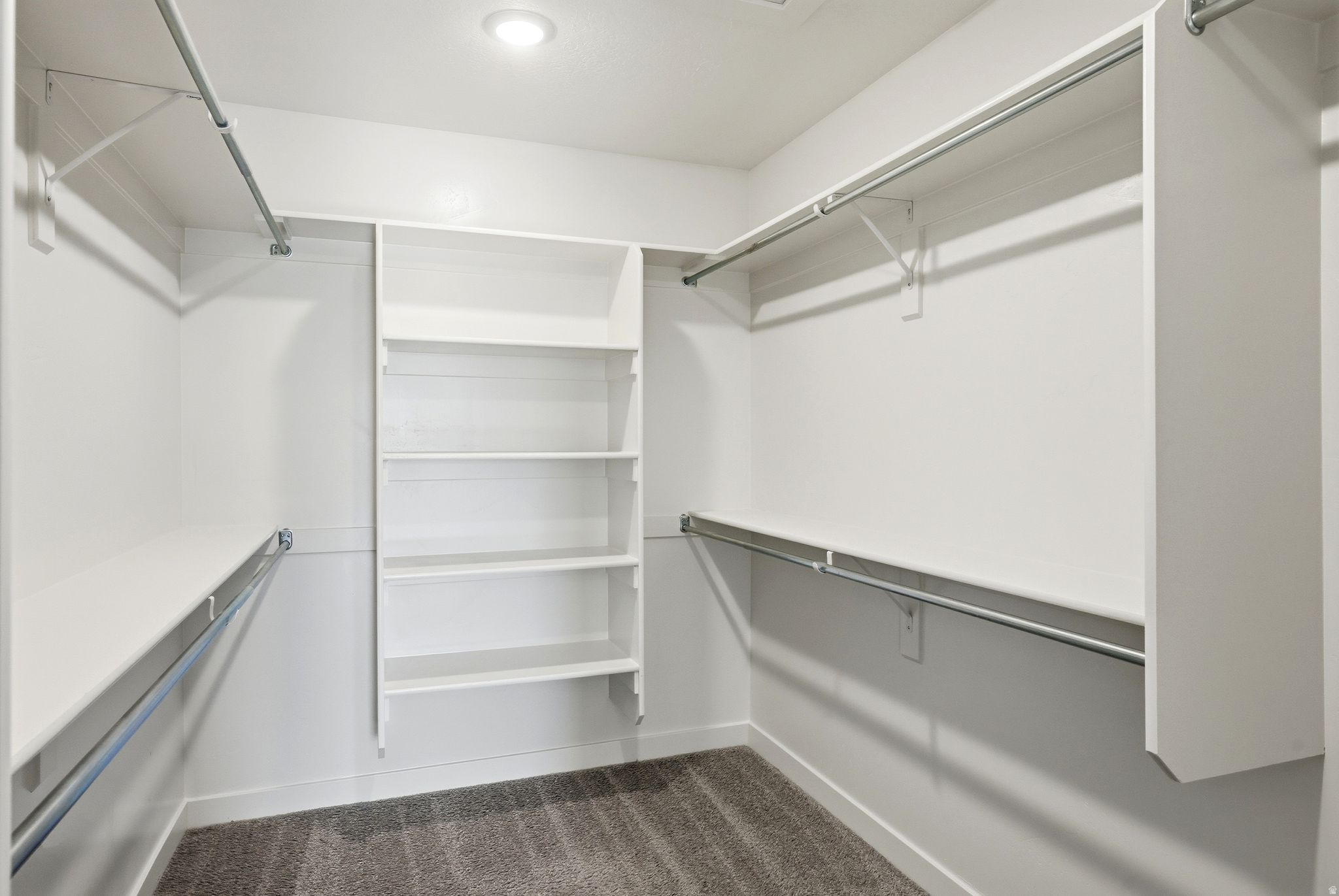 COURTYARD AT GREEN FARMS - Residential