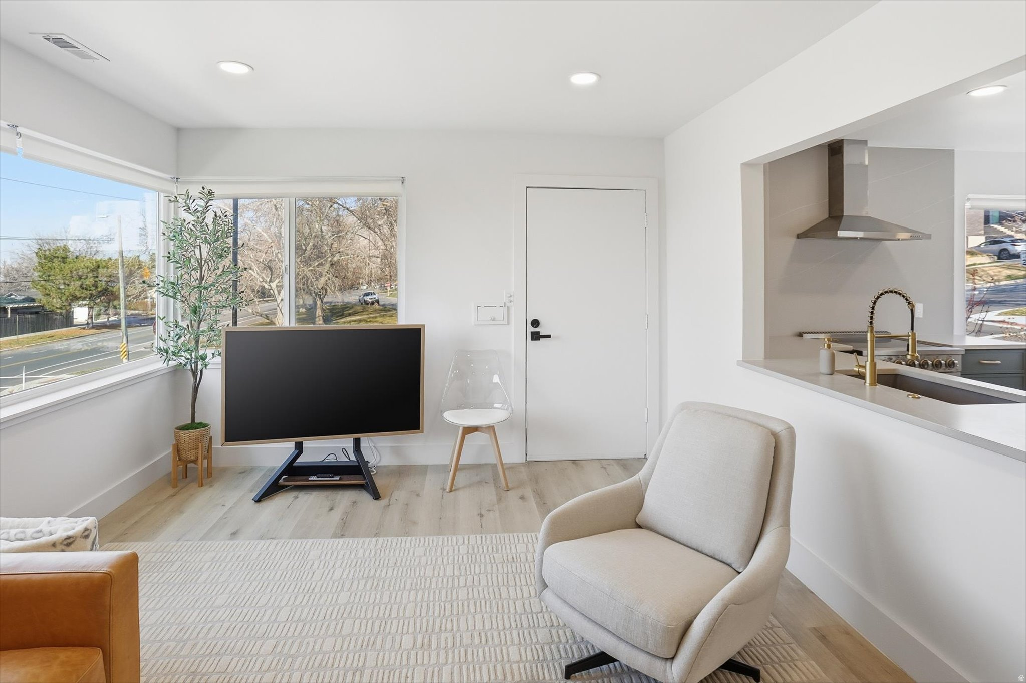 SALT LAKE CITY SURVE - Residential Lease