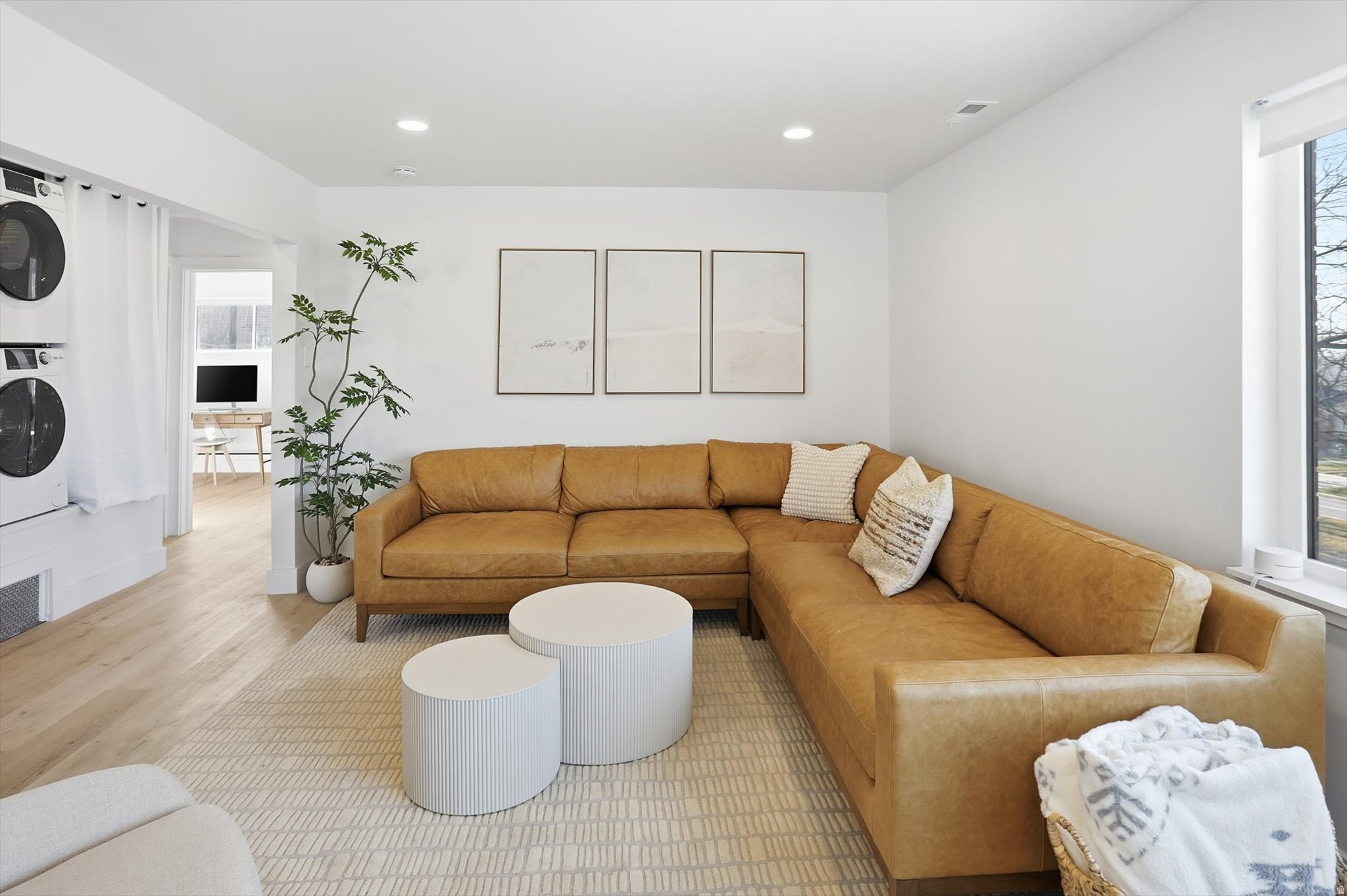 SALT LAKE CITY SURVE - Residential Lease