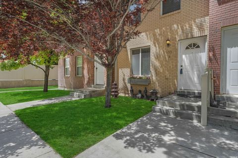 Tiny photo for 153 E MAIN ST #B, Santaquin, UT 84655 (MLS # 2134116)