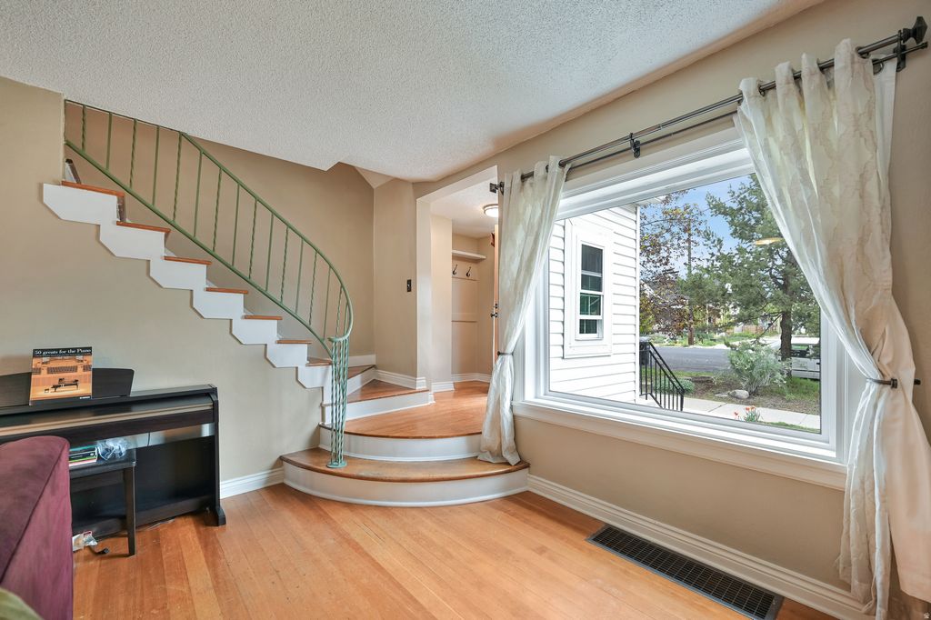 Photo of 250 W 100 N, Logan, UT 84321 (MLS # 2151347)