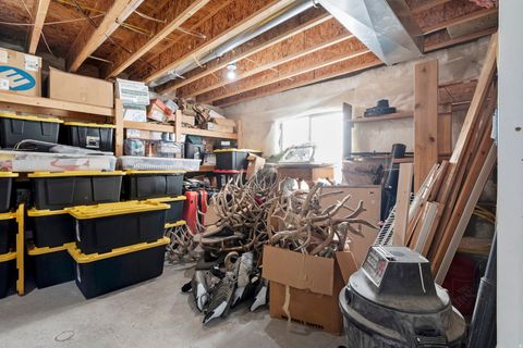 Tiny photo for 2146 E SHADOW DR S, Eagle Mountain, UT 84005 (MLS # 2140134)