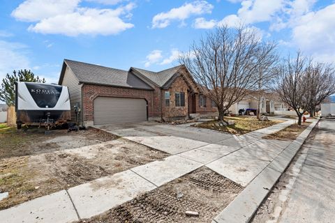 Tiny photo for 2146 E SHADOW DR S, Eagle Mountain, UT 84005 (MLS # 2140134)