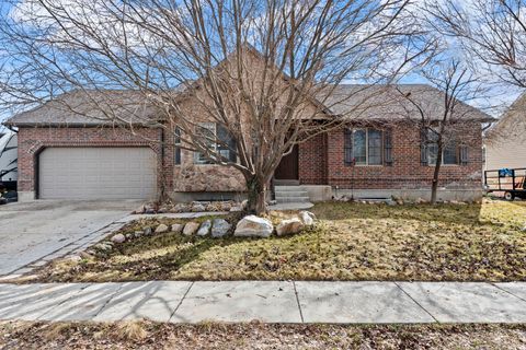 Tiny photo for 2146 E SHADOW DR S, Eagle Mountain, UT 84005 (MLS # 2140134)