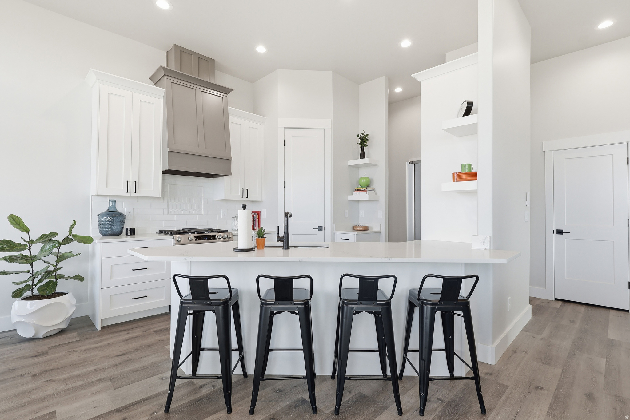 KNOLLS SUBDIVISION PHASE 1 - Residential