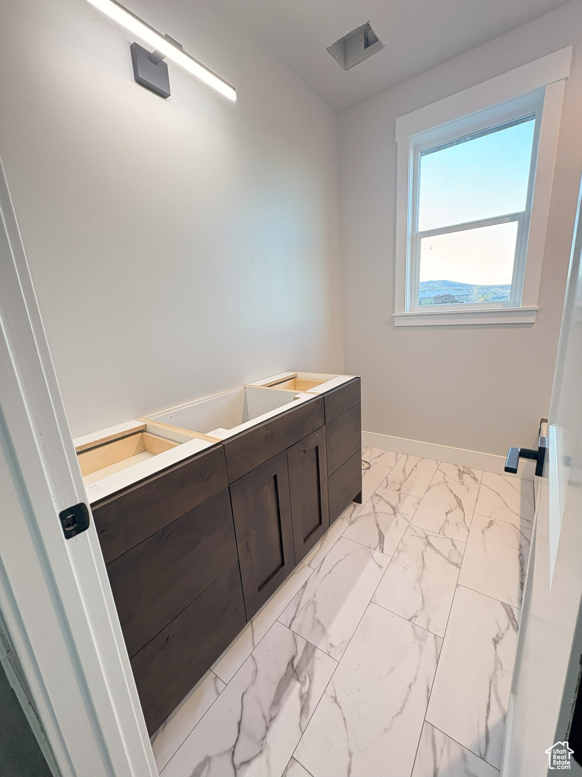 KNOLLS SUBDIVISION PHASE 1 - Residential