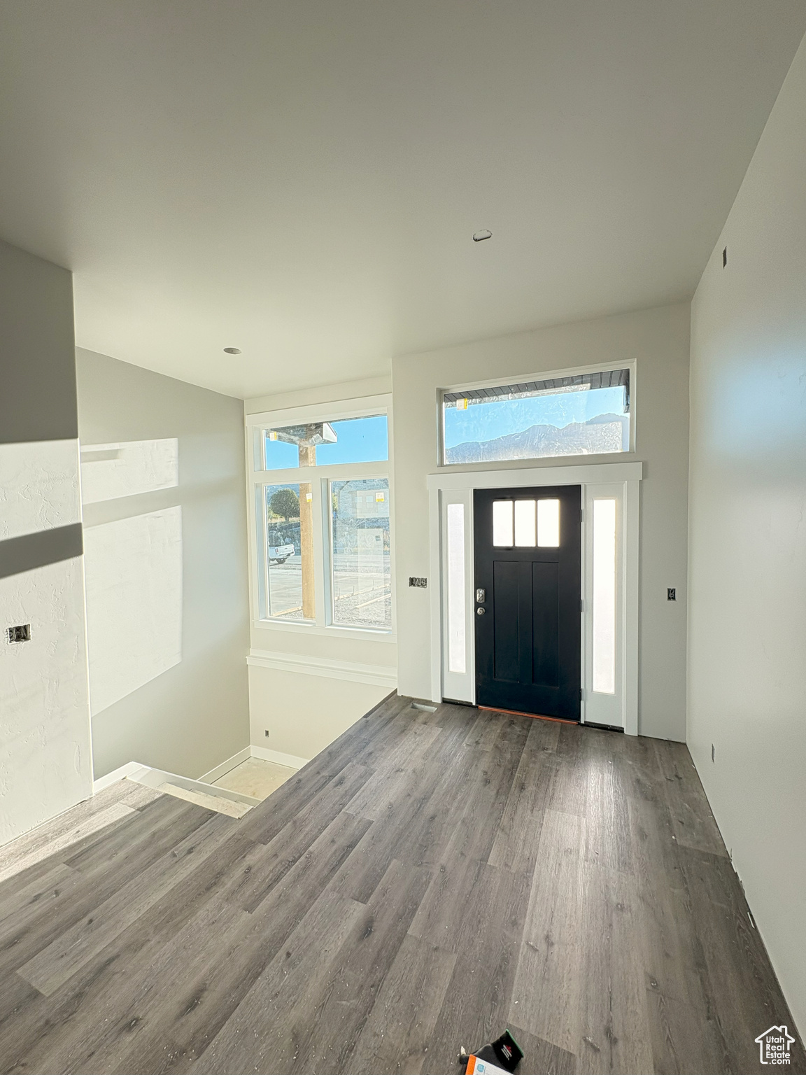KNOLLS SUBDIVISION PHASE 1 - Residential
