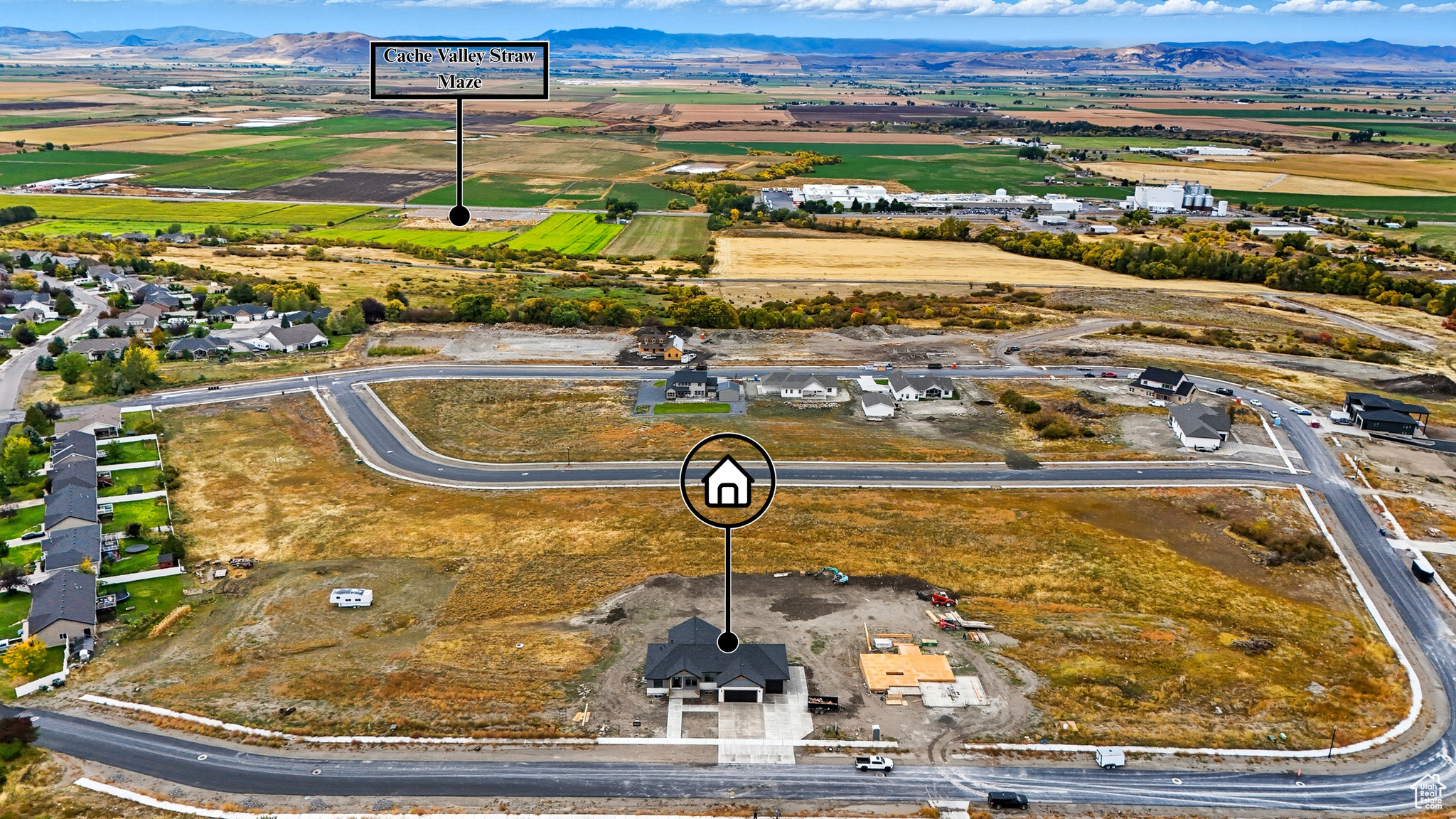 KNOLLS SUBDIVISION PHASE 1 - Residential