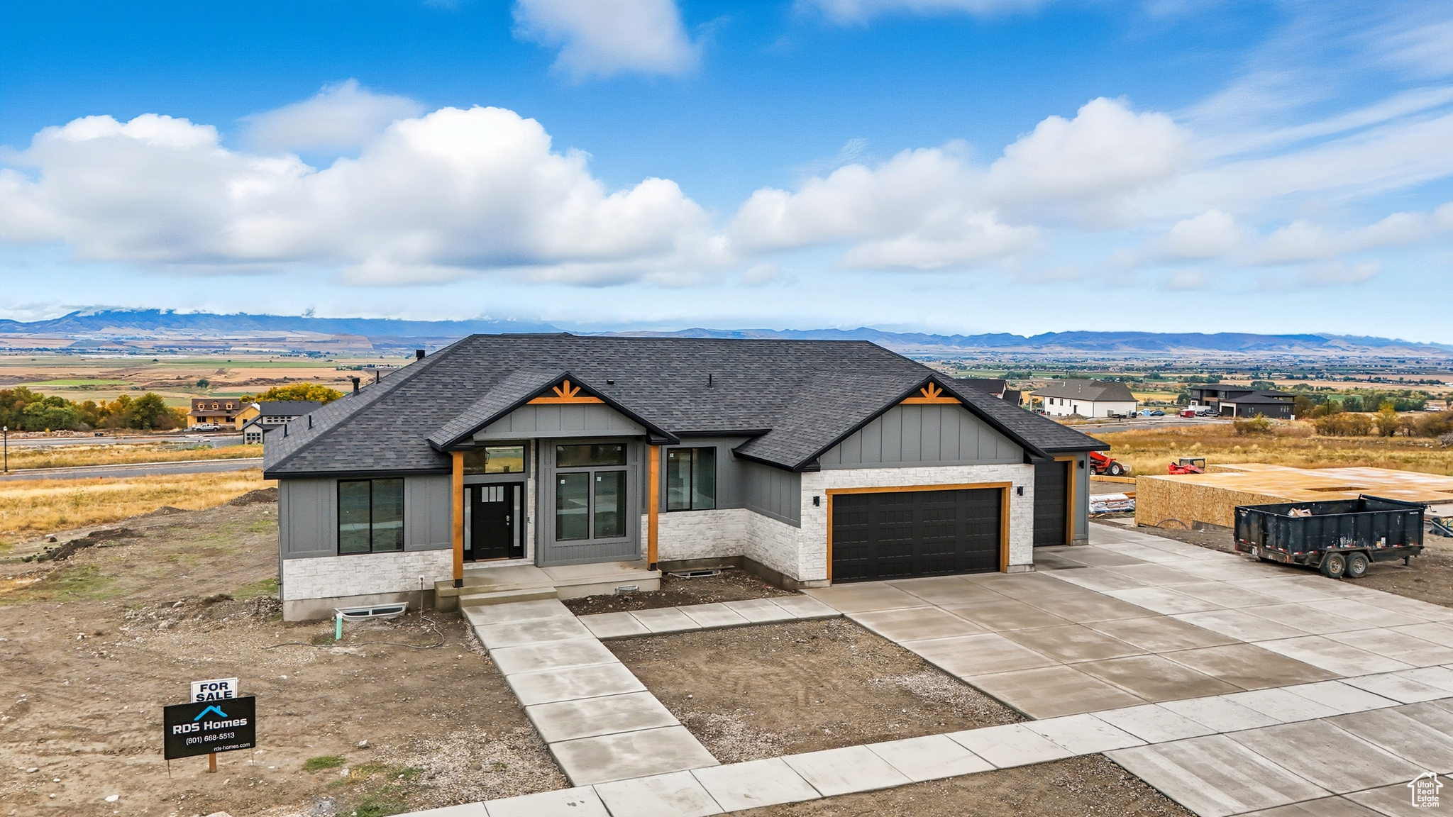 KNOLLS SUBDIVISION PHASE 1 - Residential