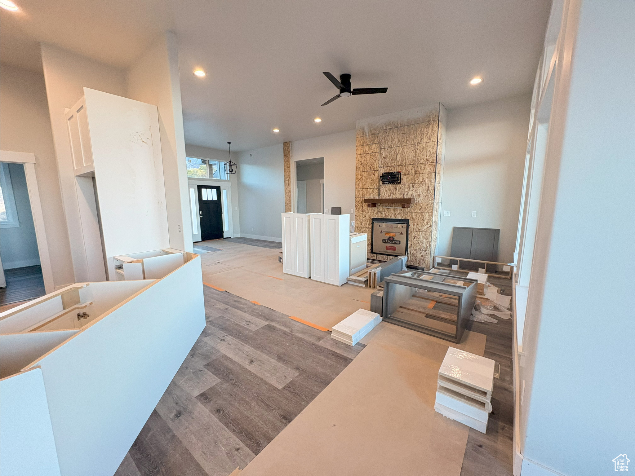 KNOLLS SUBDIVISION PHASE 1 - Residential