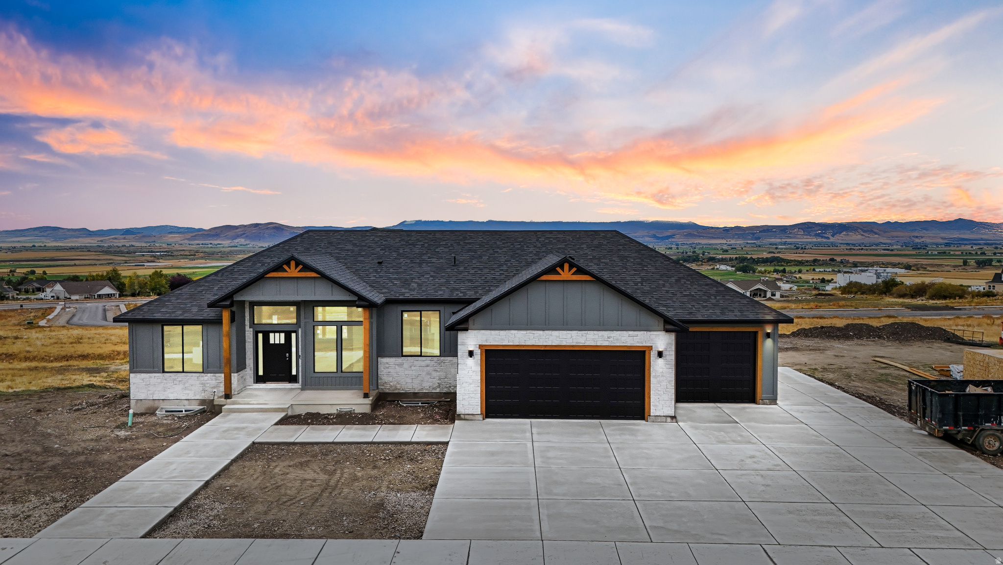 KNOLLS SUBDIVISION PHASE 1 - Residential