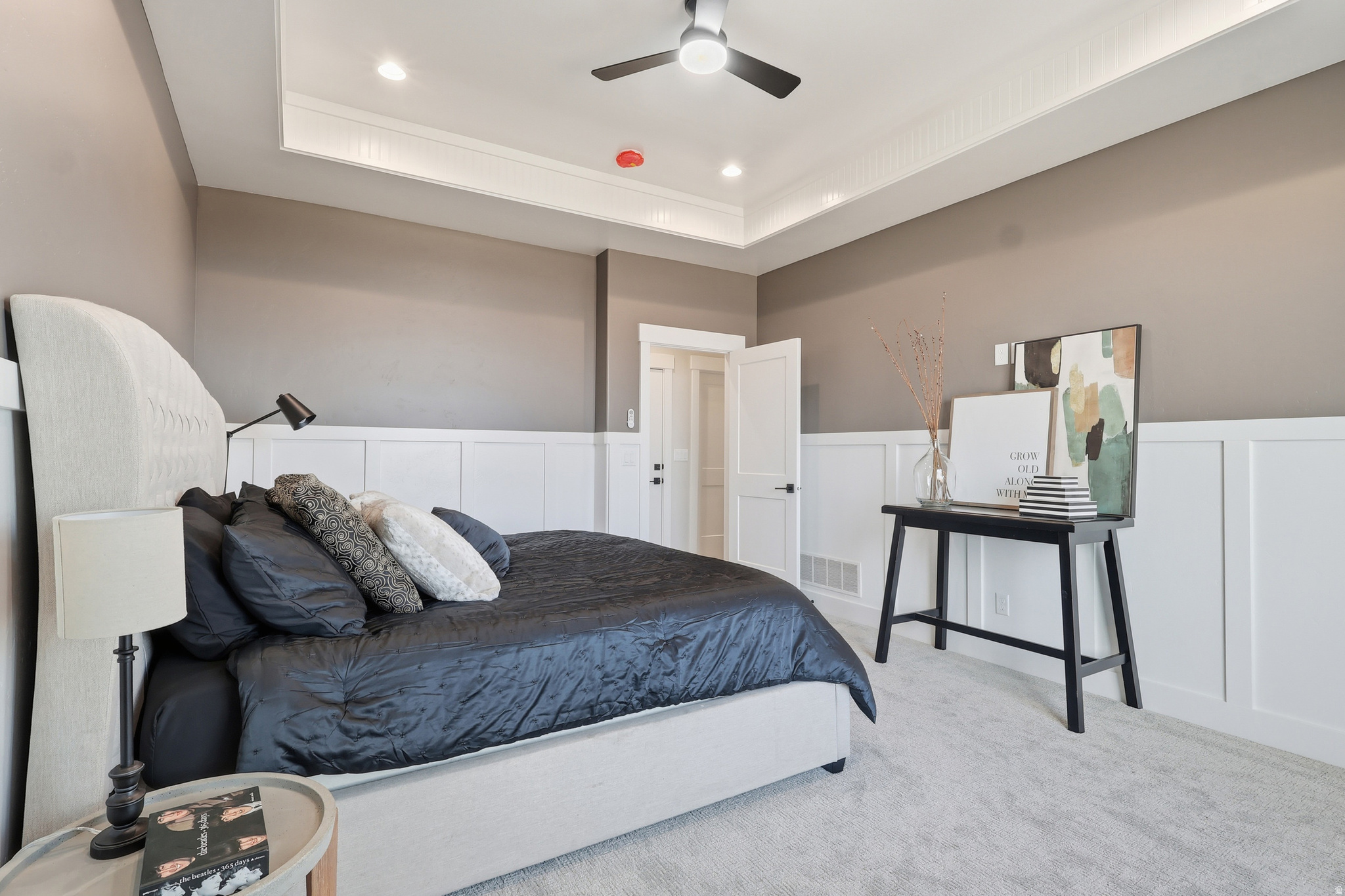 KNOLLS SUBDIVISION PHASE 1 - Residential