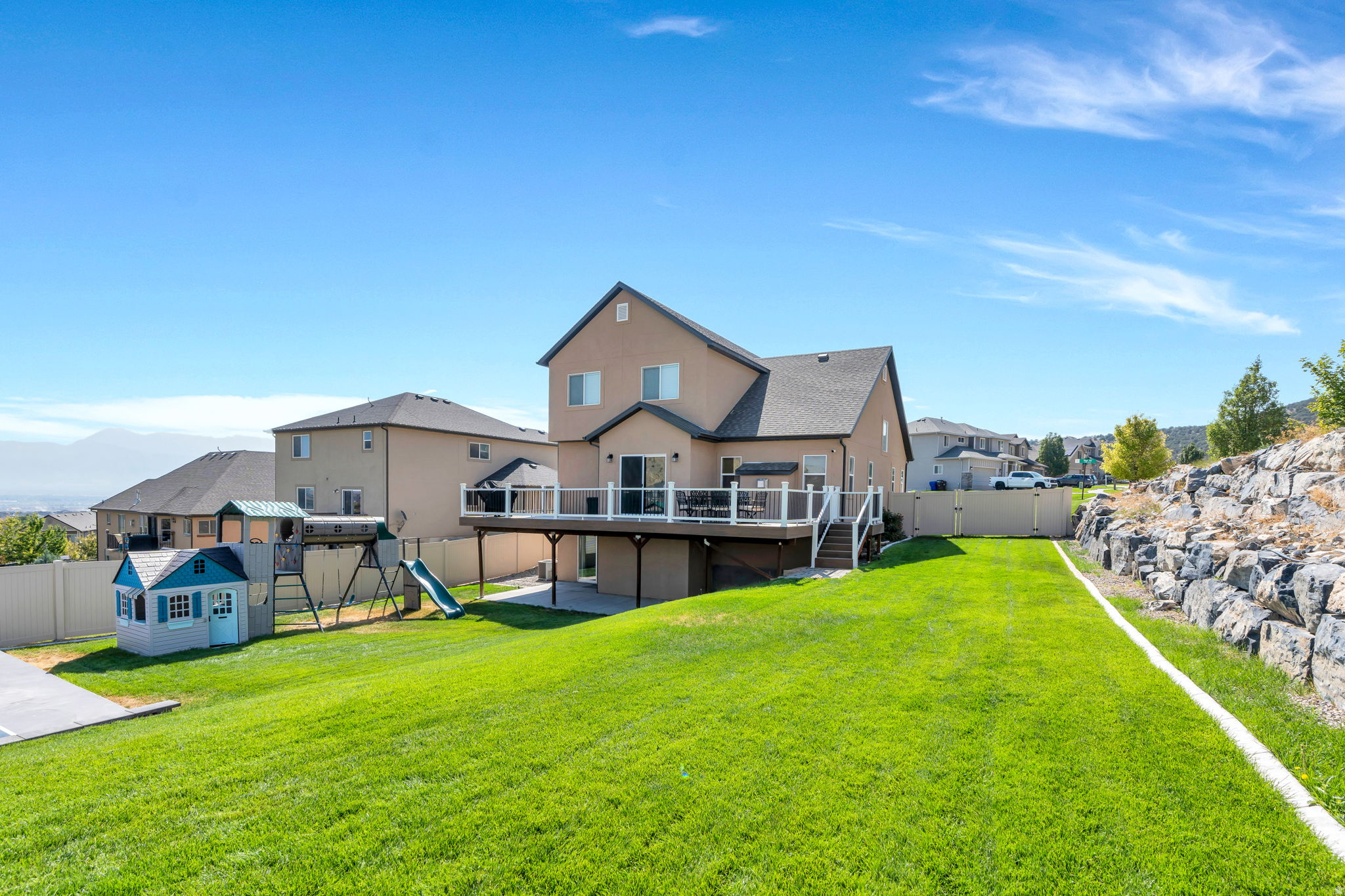 SKYLINE RIDGE - Residential