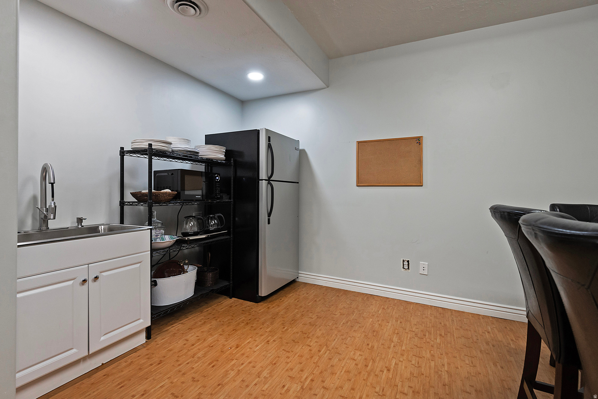 MOUNTAIN VIEW BUSINESS CENTER CONDO - Commercial Sale