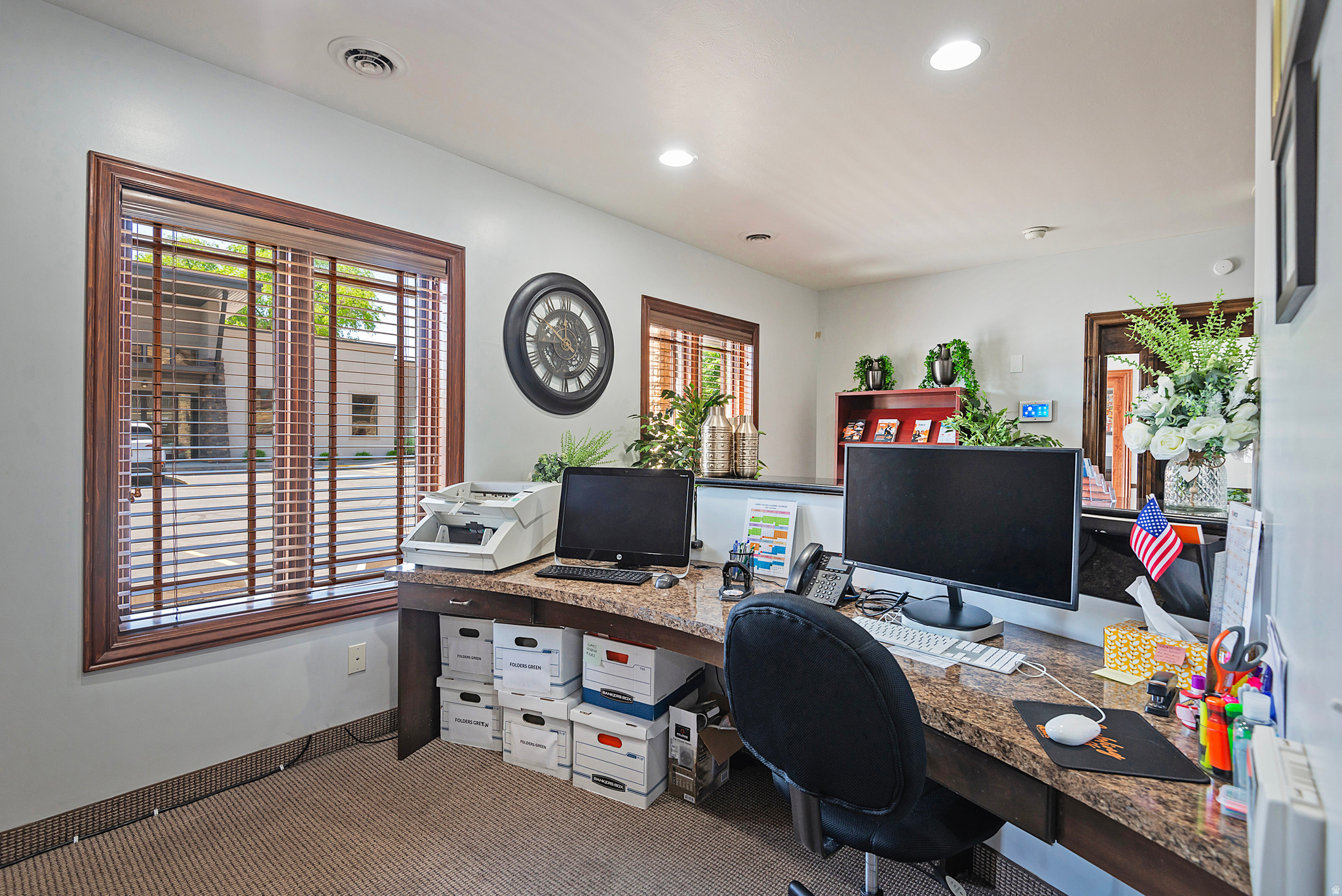 MOUNTAIN VIEW BUSINESS CENTER CONDO - Commercial Sale