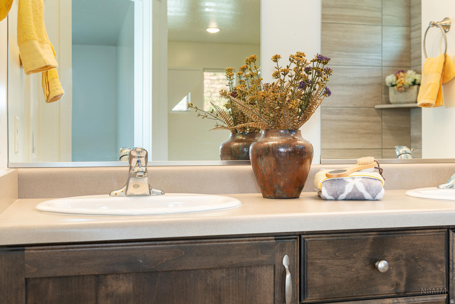 DESERT BLUFF AT DESERT CANYONS TOWNHOMES - Residential