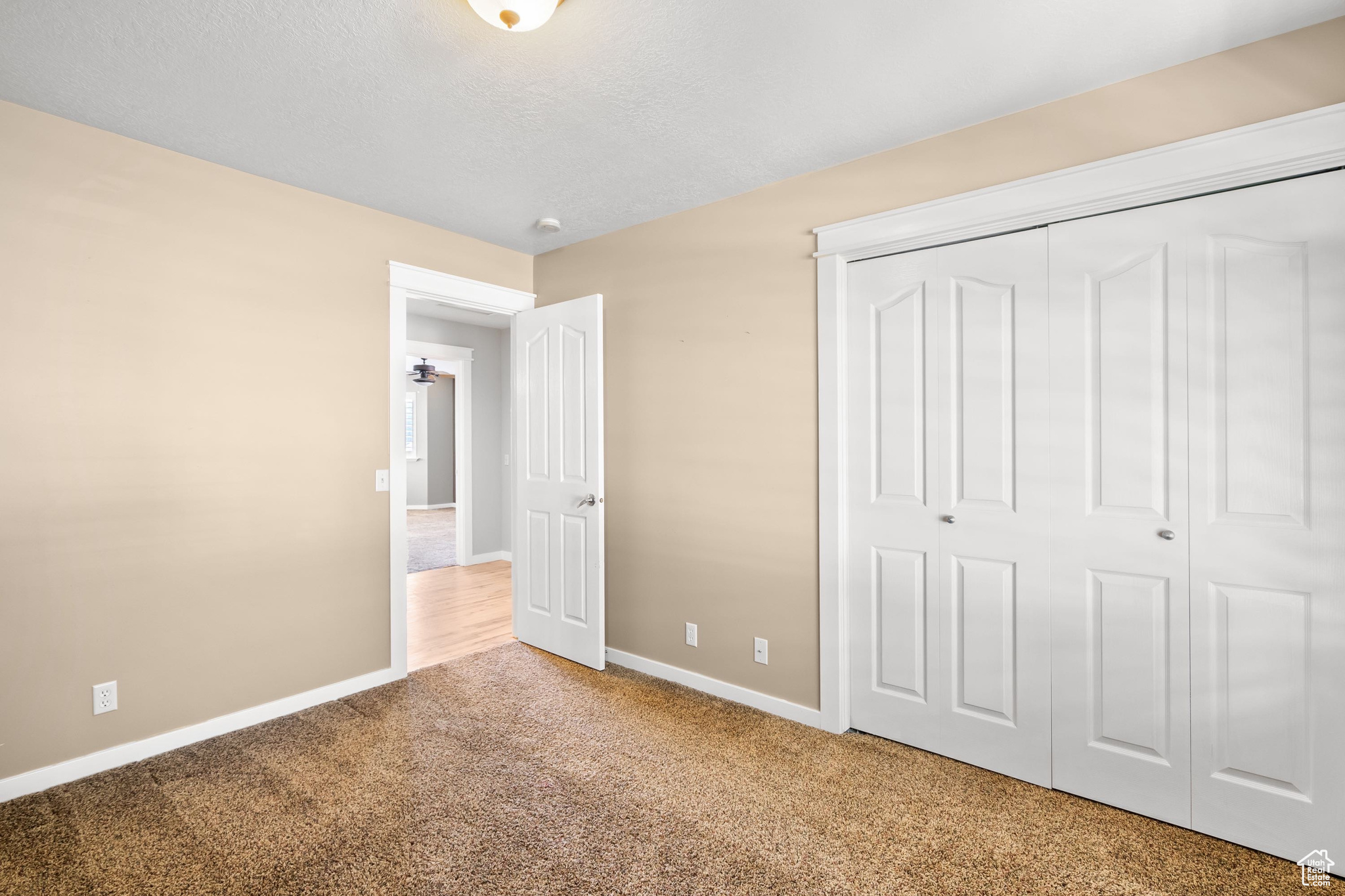 FOX CHASE - Residential