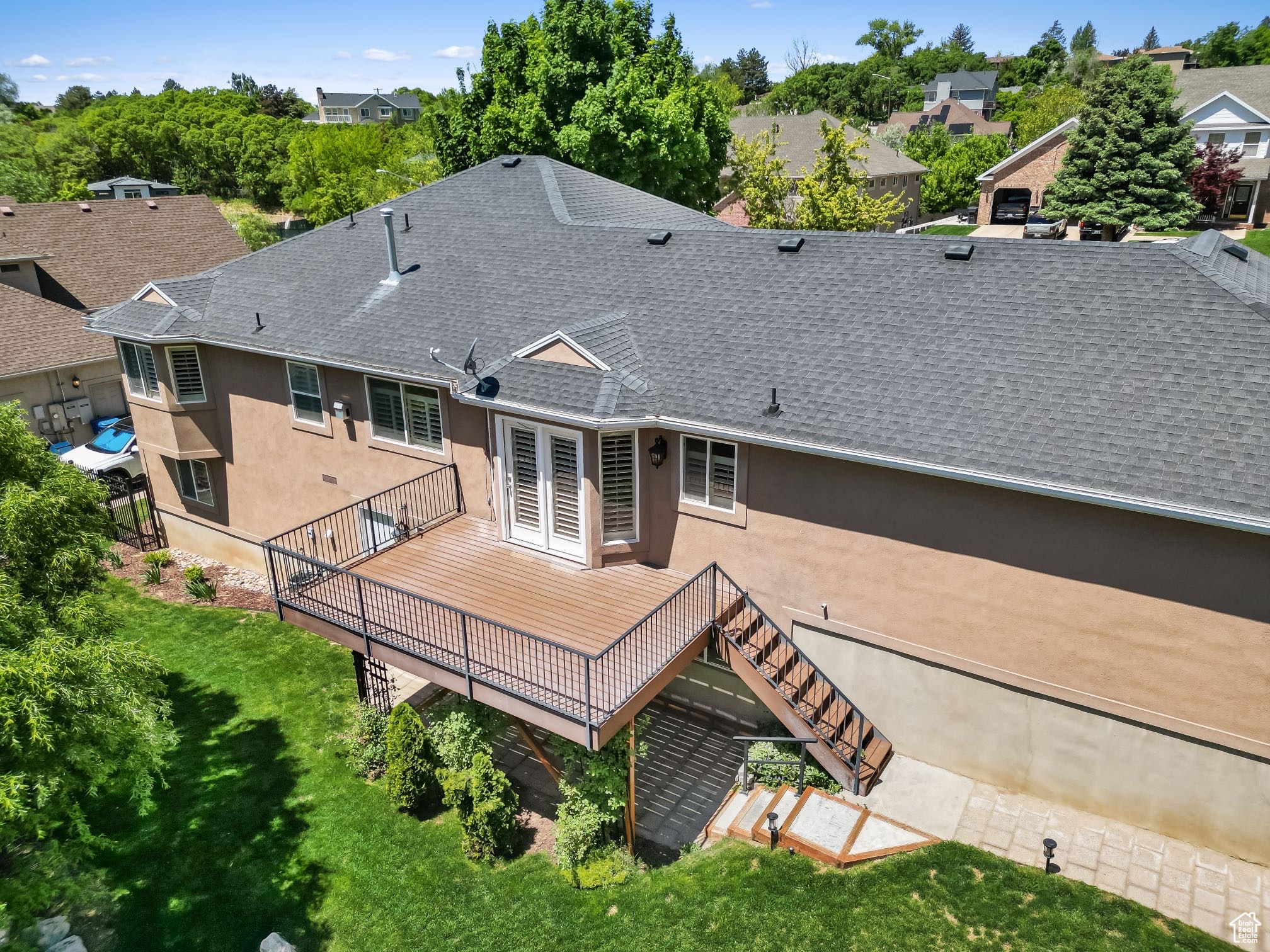 FOX CHASE - Residential