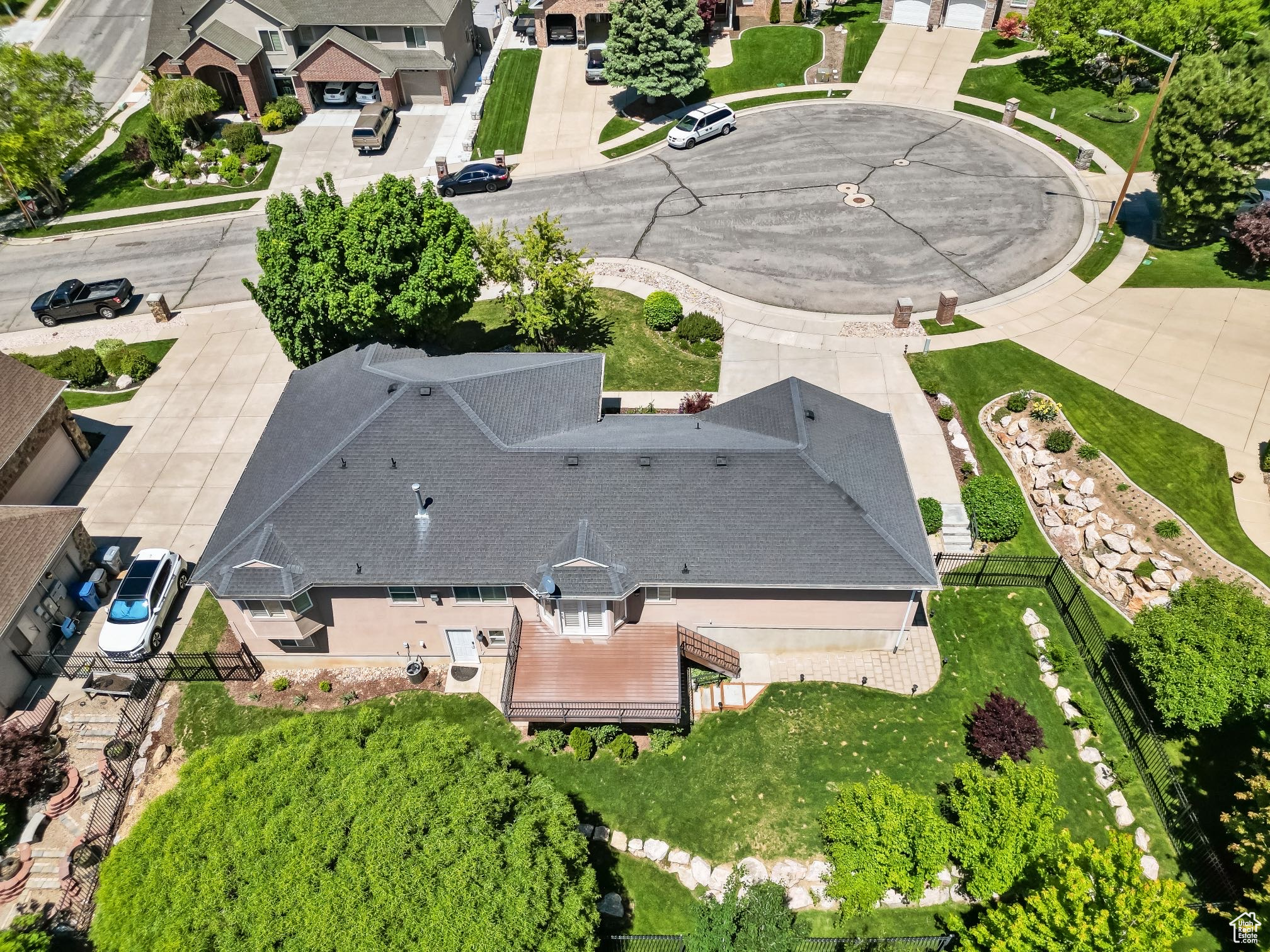 FOX CHASE - Residential