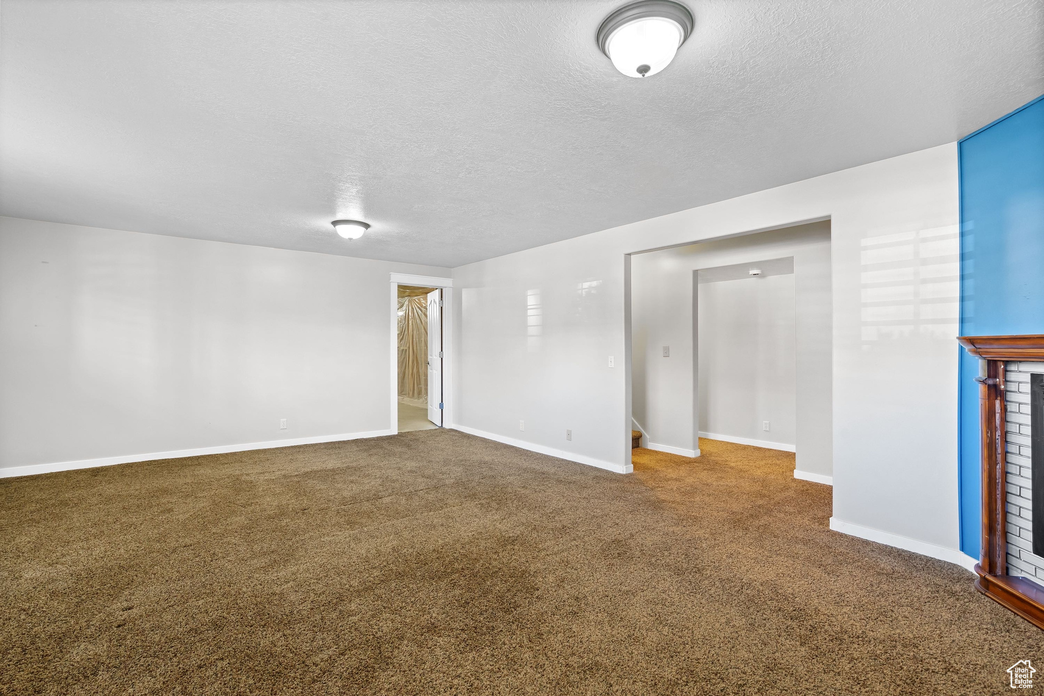 FOX CHASE - Residential