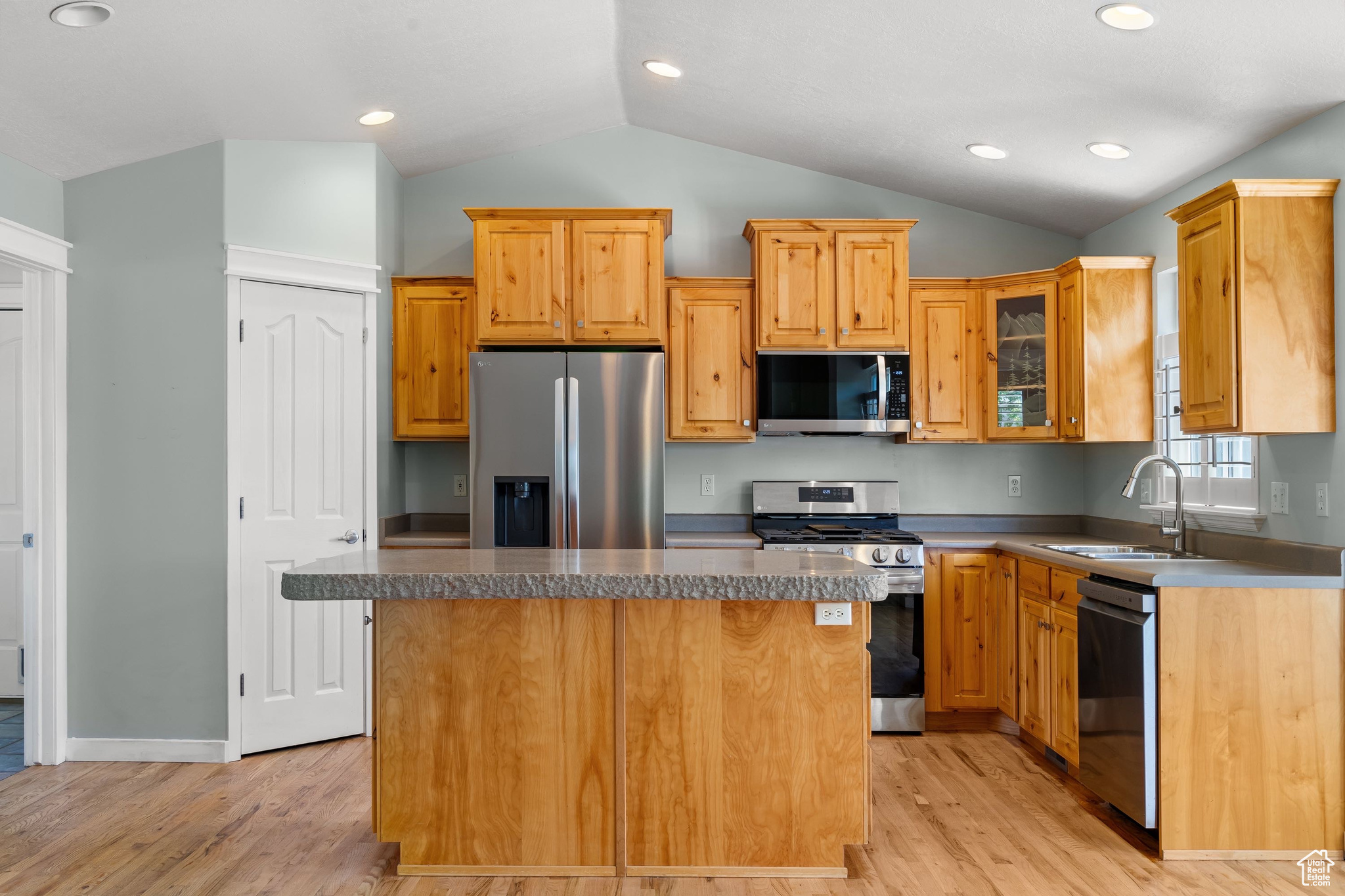 FOX CHASE - Residential