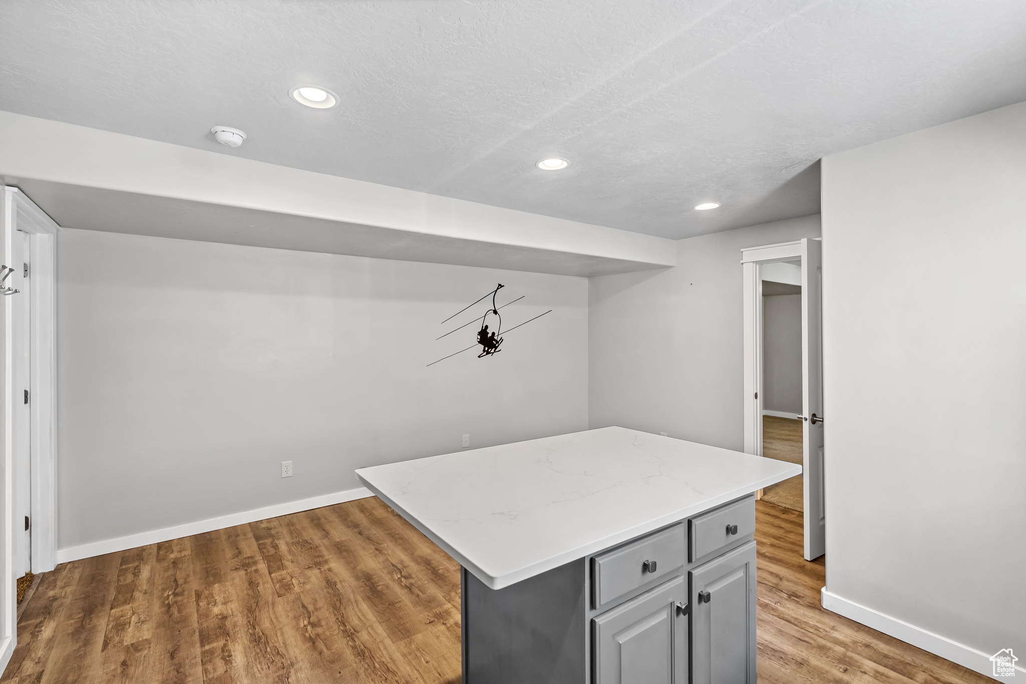 FOX CHASE - Residential