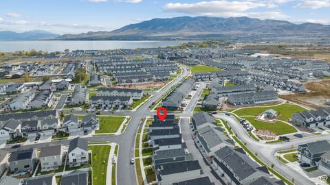 Tiny photo for 453 N NORTHSHORE DR, Saratoga Springs, UT 84045 (MLS # 2117813)