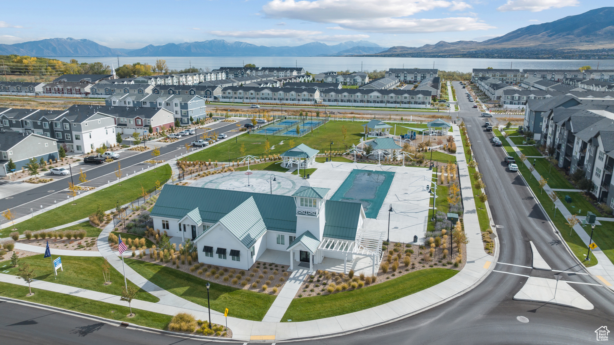 NORTHSHORE - Residential