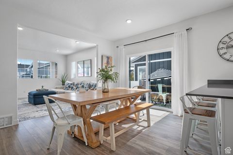 Tiny photo for 453 N NORTHSHORE DR, Saratoga Springs, UT 84045 (MLS # 2117813)