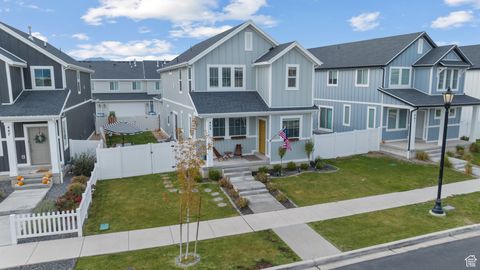Tiny photo for 453 N NORTHSHORE DR, Saratoga Springs, UT 84045 (MLS # 2117813)