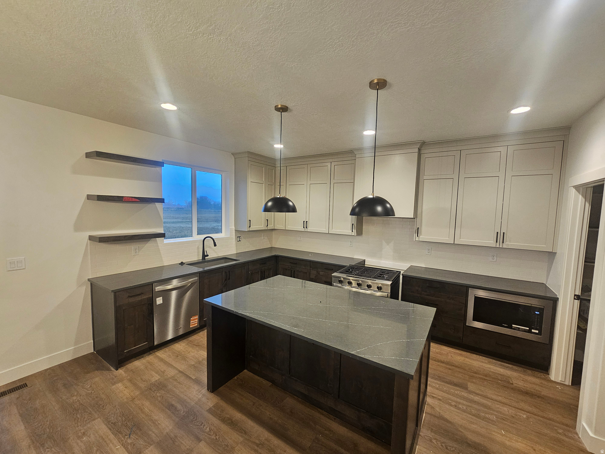 RIVERBEND FARMS - Residential