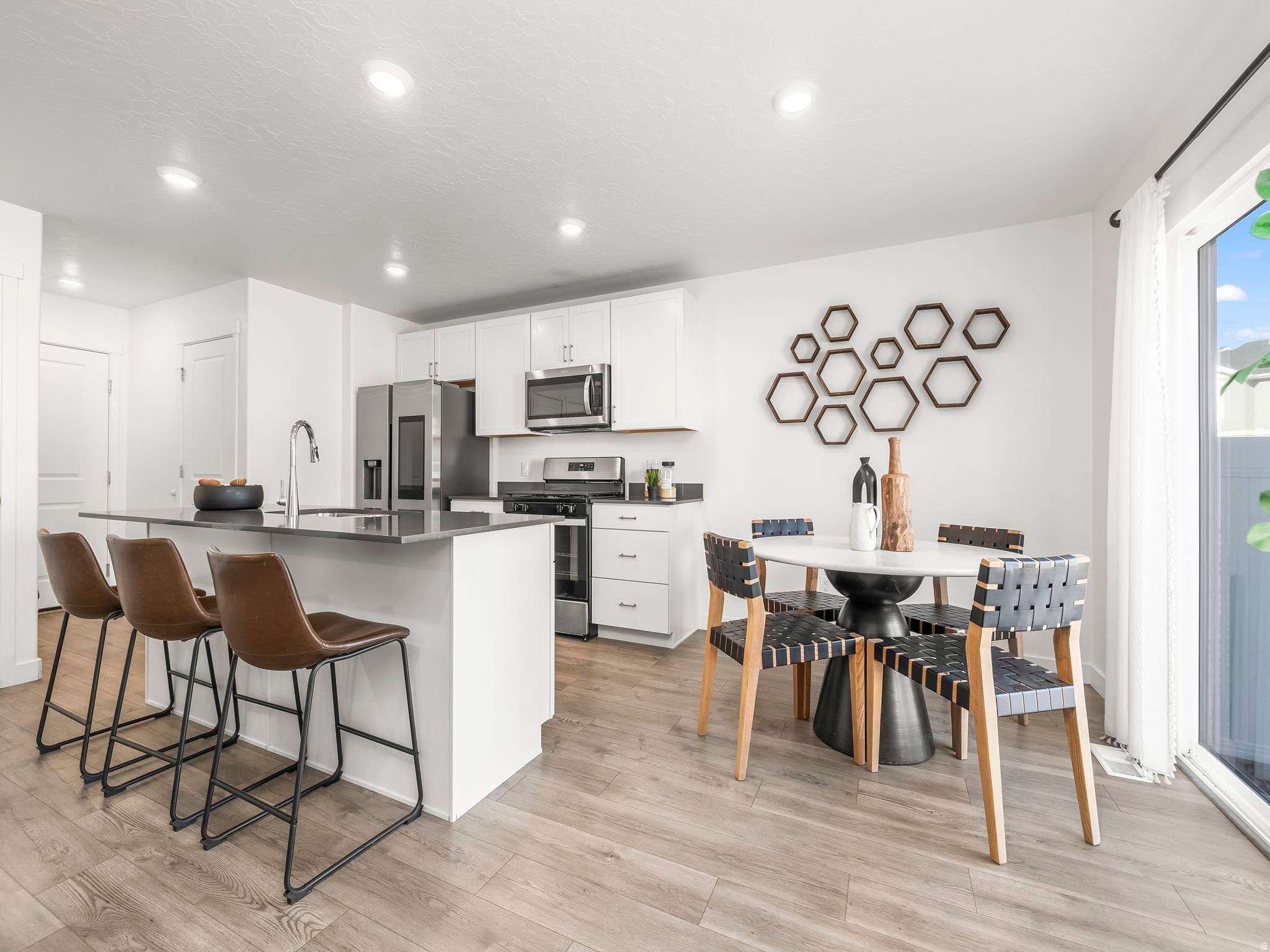 QUIET VALLEY - Residential