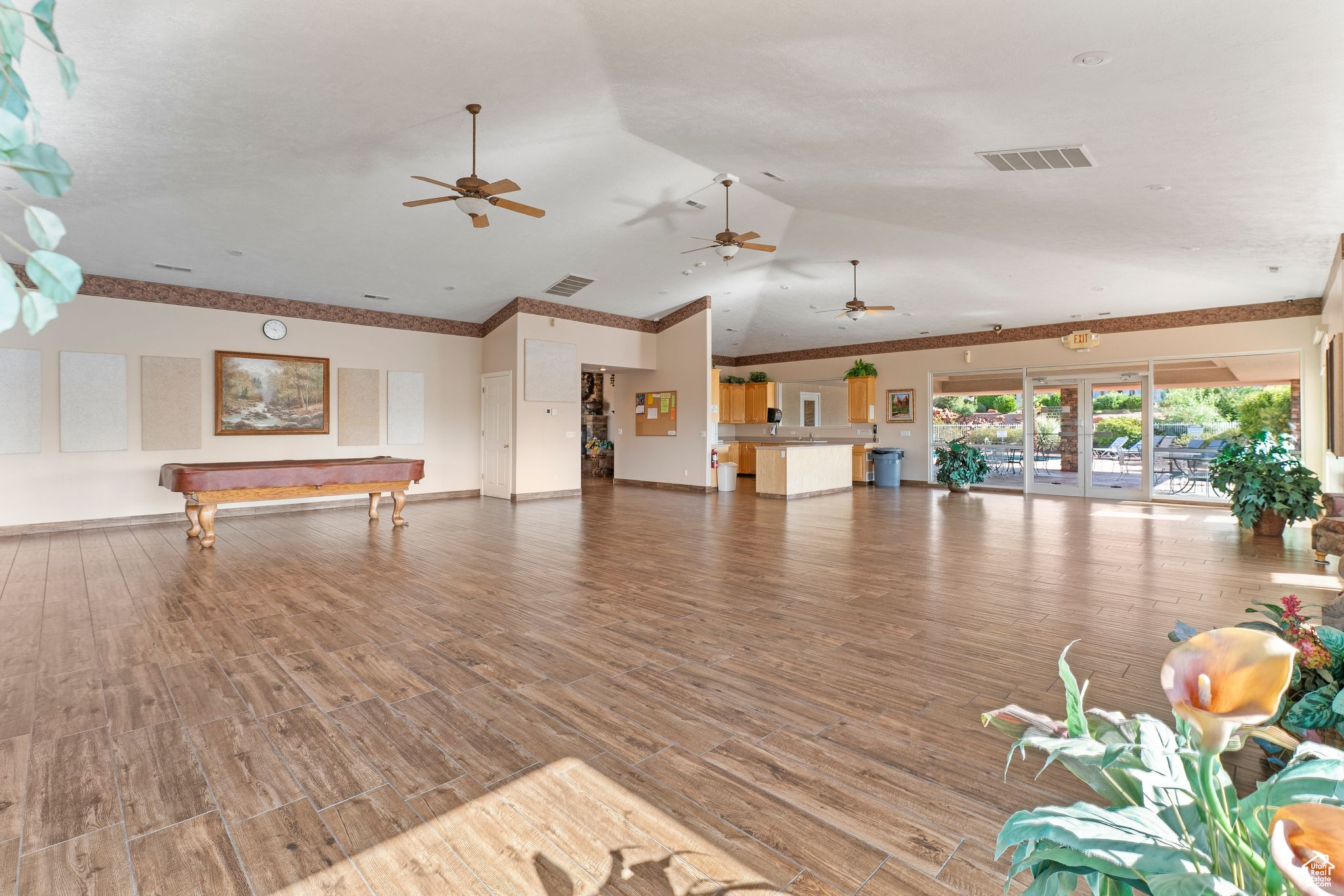 KNOLLS AT GREEN SPRING - Residential