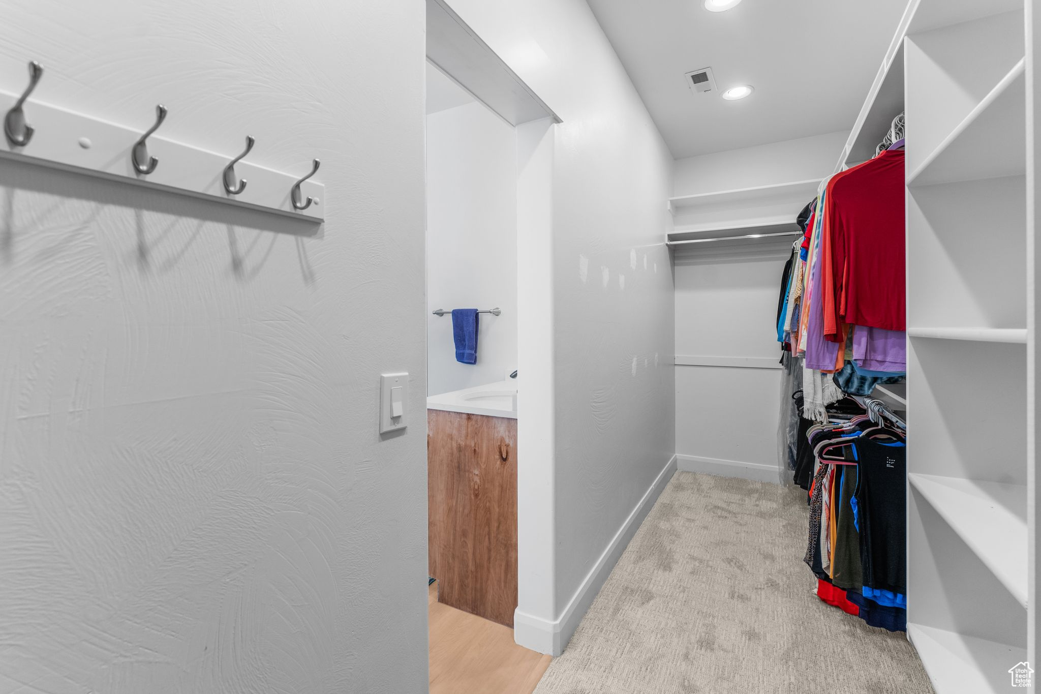 KNOLLS AT GREEN SPRING - Residential