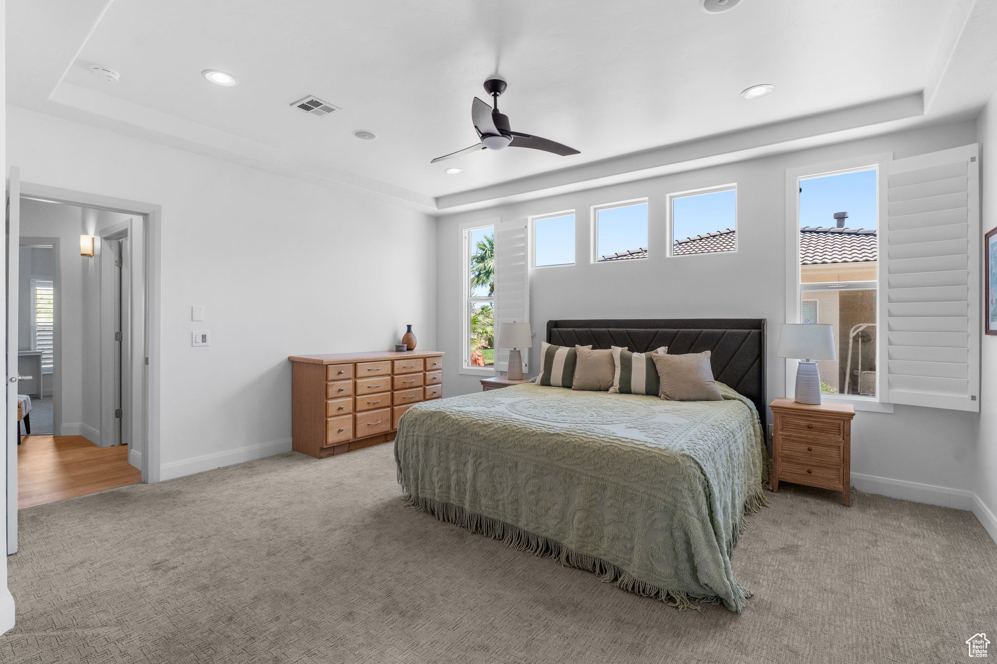 KNOLLS AT GREEN SPRING - Residential