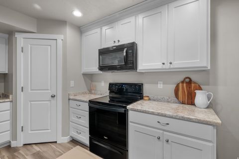 Tiny photo for 906 N APPLE SEED LN, Santaquin, UT 84655 (MLS # 2150386)