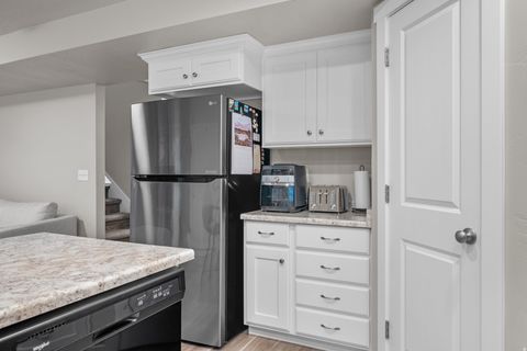 Tiny photo for 906 N APPLE SEED LN, Santaquin, UT 84655 (MLS # 2150386)