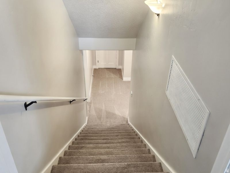 OAKRIDGE COVE - Residential