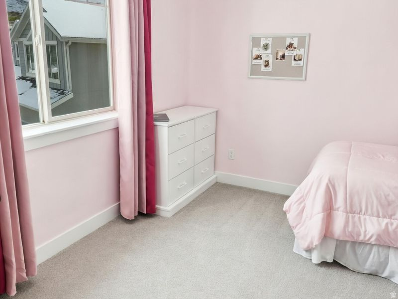 OAKRIDGE COVE - Residential