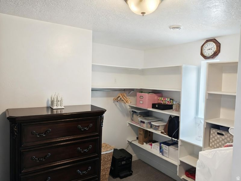 OAKRIDGE COVE - Residential