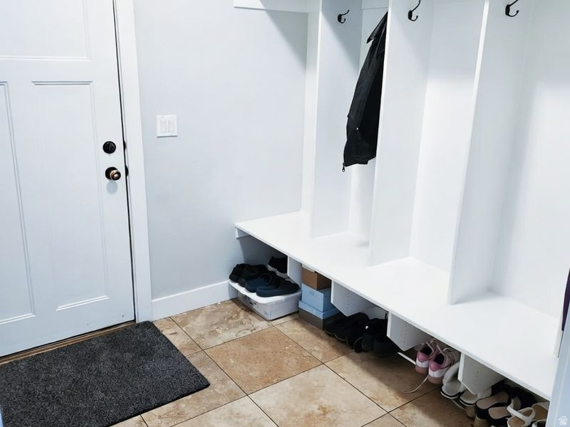 OAKRIDGE COVE - Residential