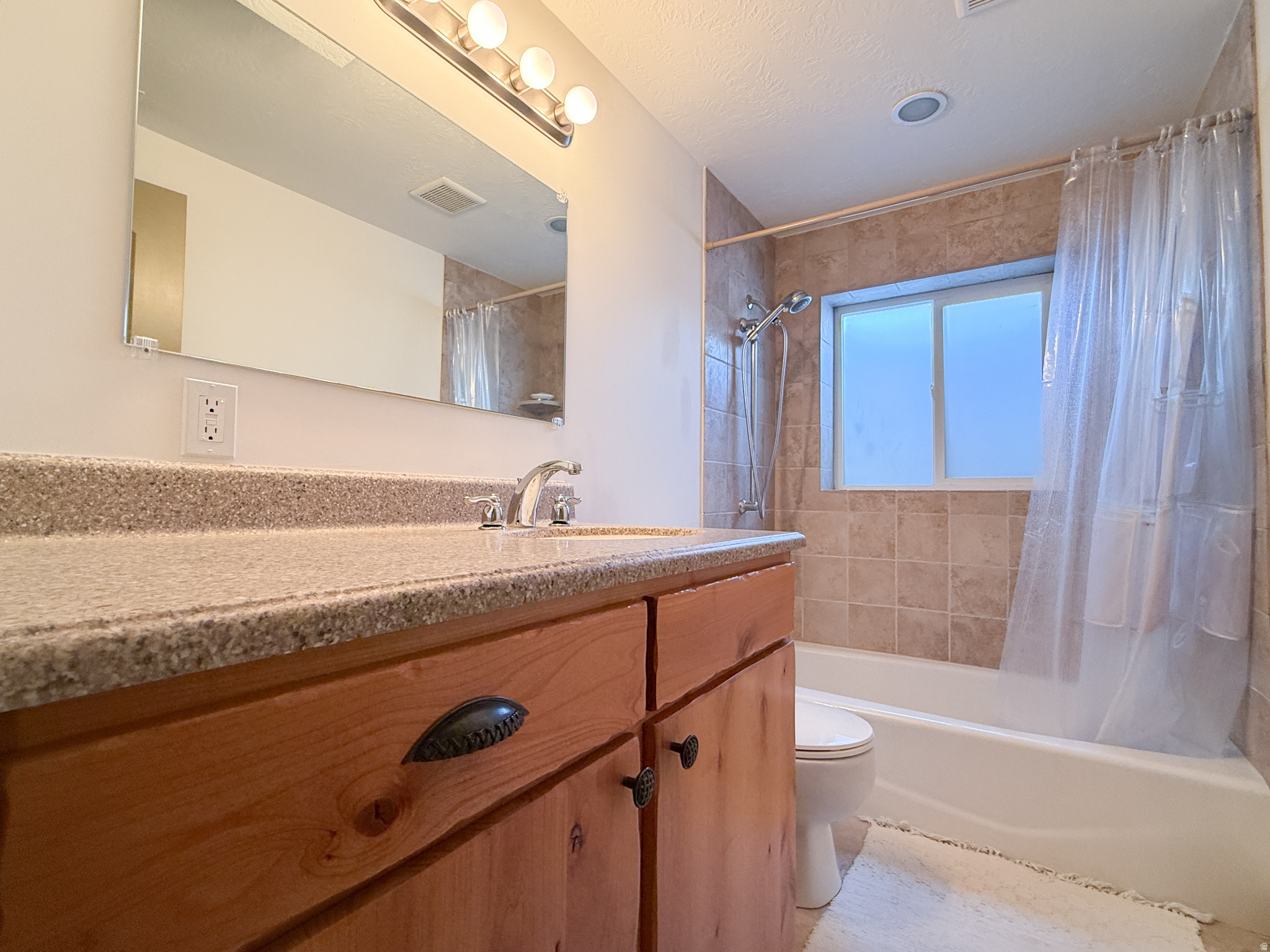 ORCHARD CREEK - Residential