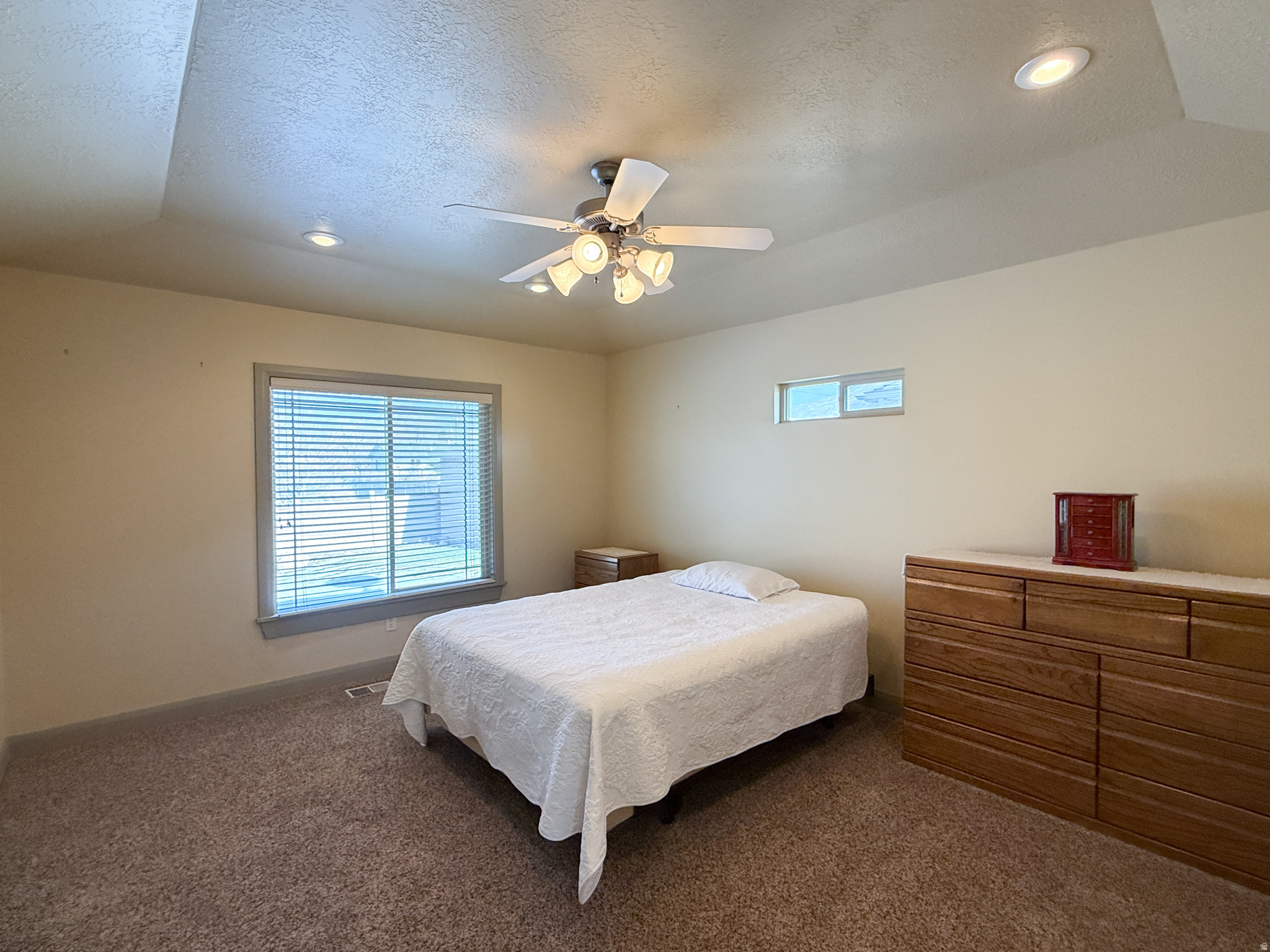 ORCHARD CREEK - Residential