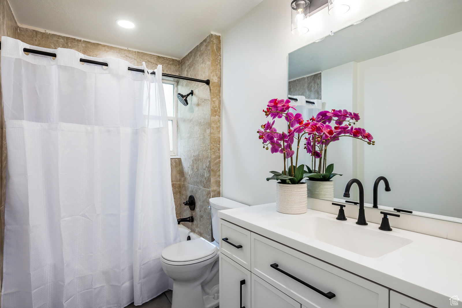 GLENDALE GARDENS - Residential