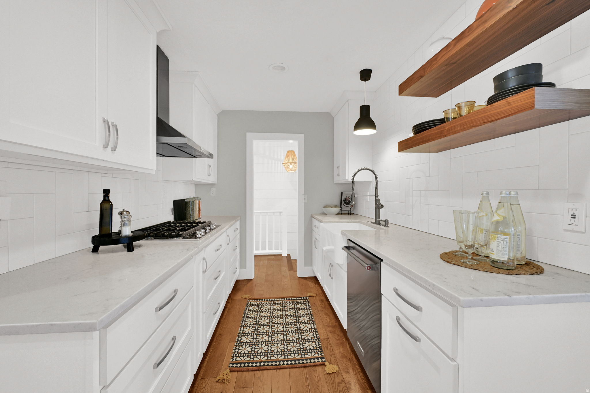 TERRACE VIEW - Residential